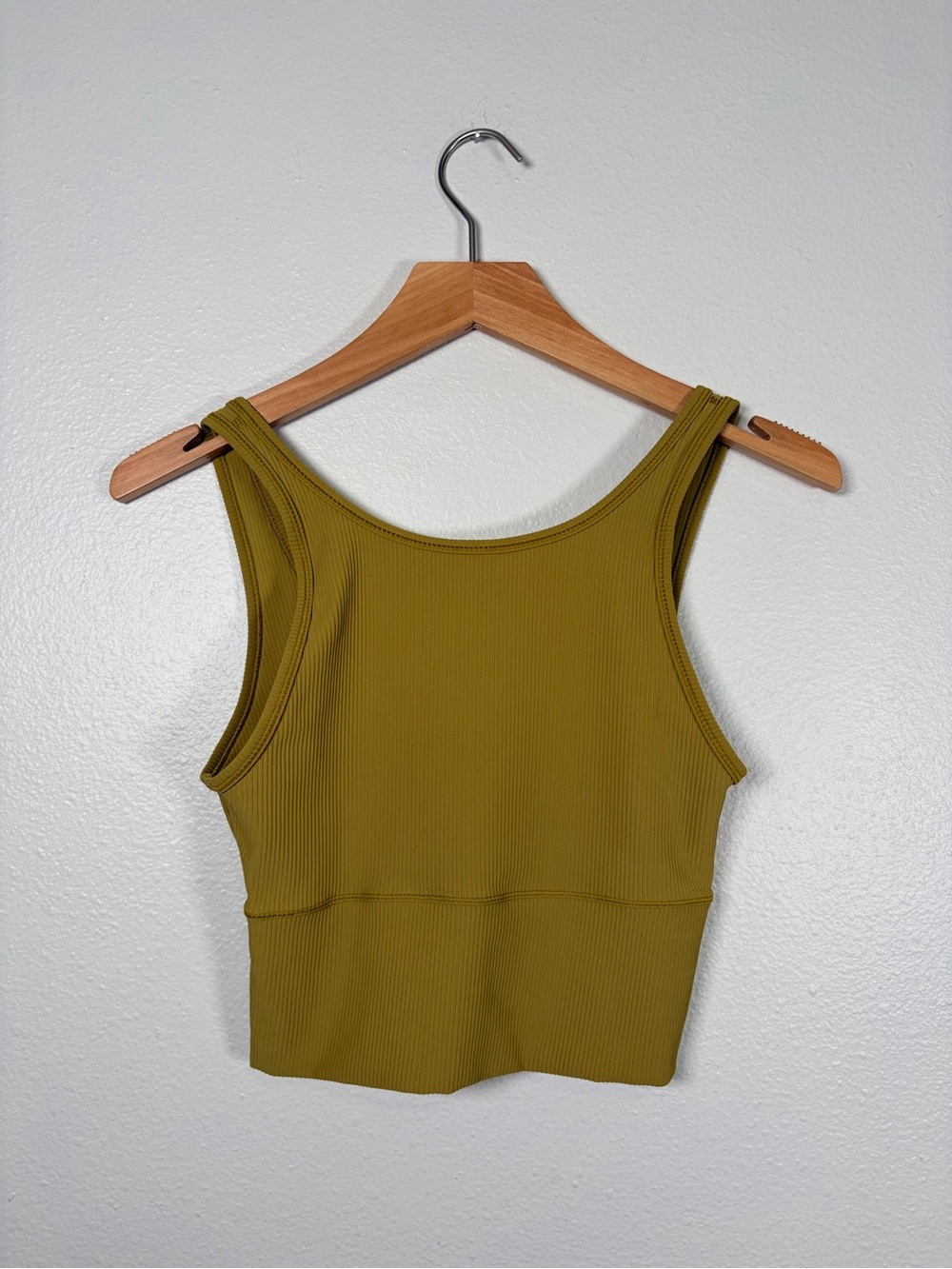 lululemon athletica power pivot tank size small 4-6